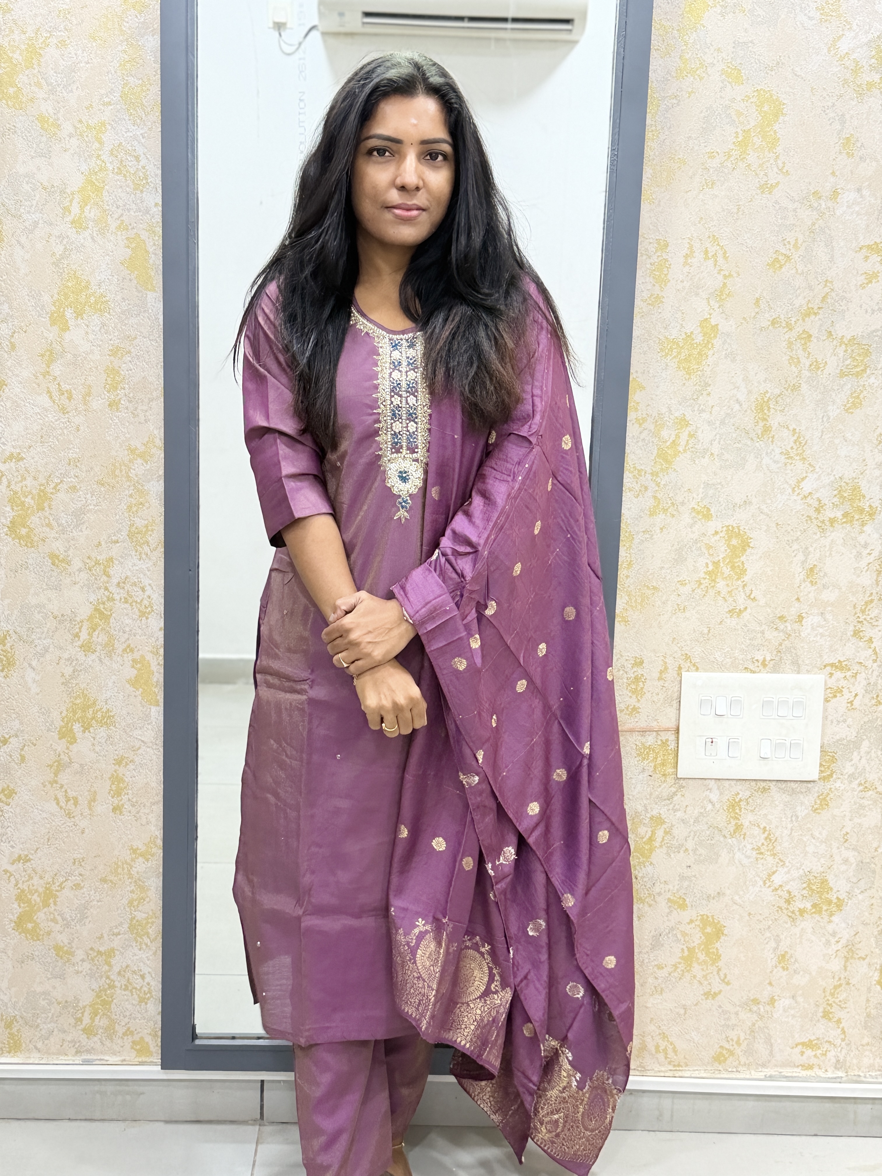 Party wear kurti set